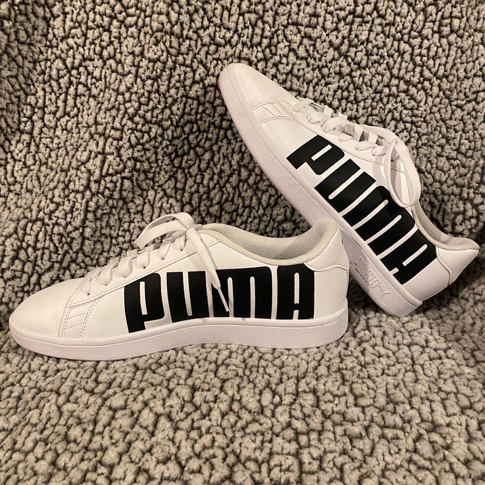 Puma | Men's Smash V2 Bold Big Spellout Leather Sneakers